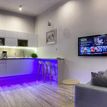 Bialy Z Jacuzzi Апартаменты